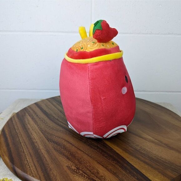 Squishmallow Kellytoy Food Squad Odion The Red Fire Spicy Noodles - Picture 3 of 7